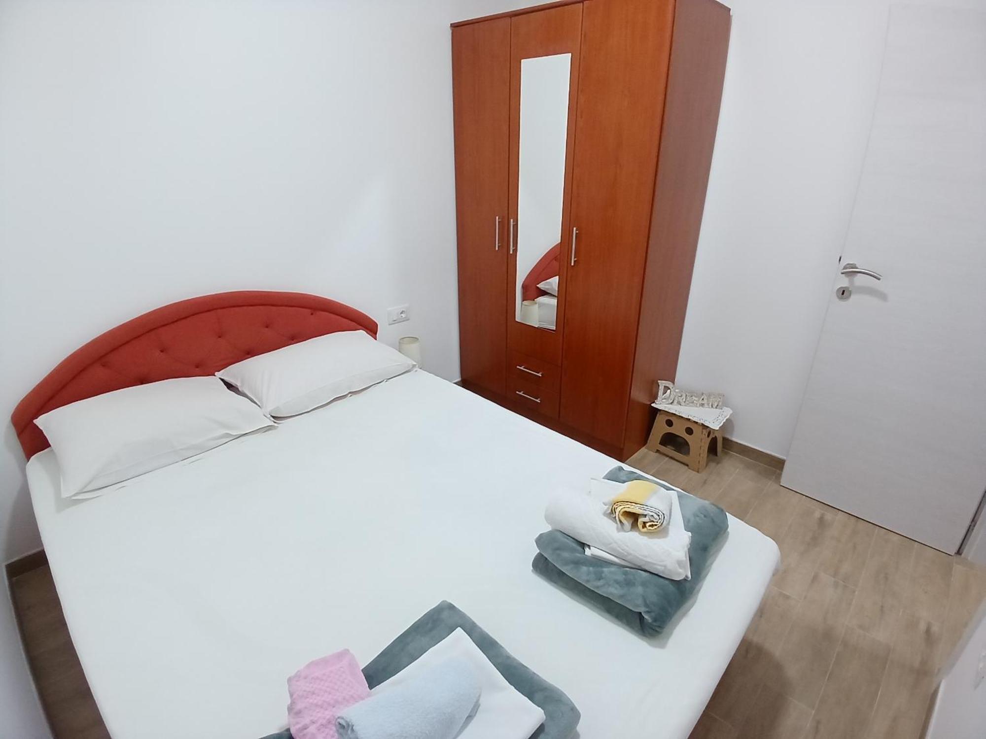Apartments Tiha Noc Котор Екстериор снимка