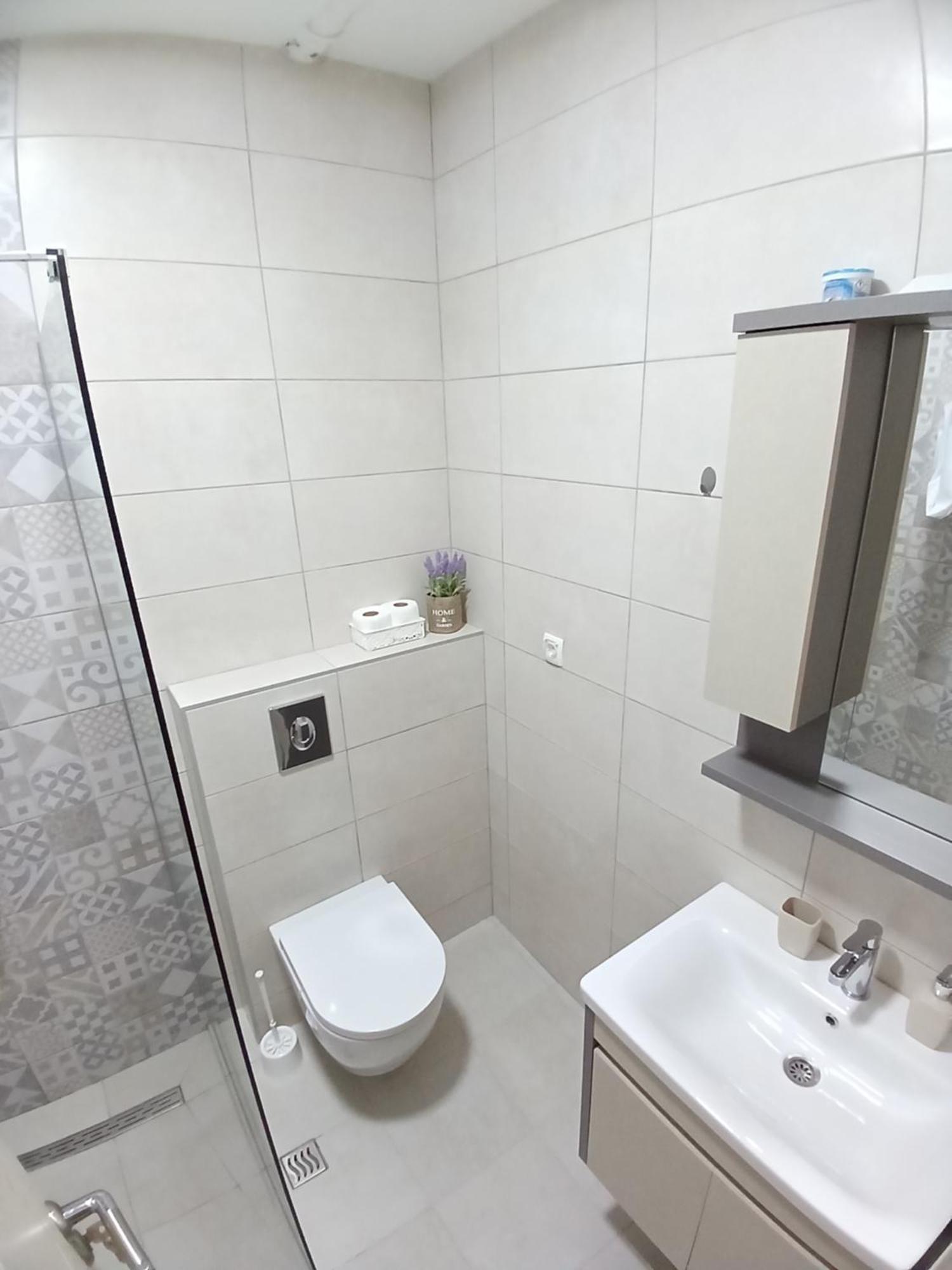 Apartments Tiha Noc Котор Екстериор снимка