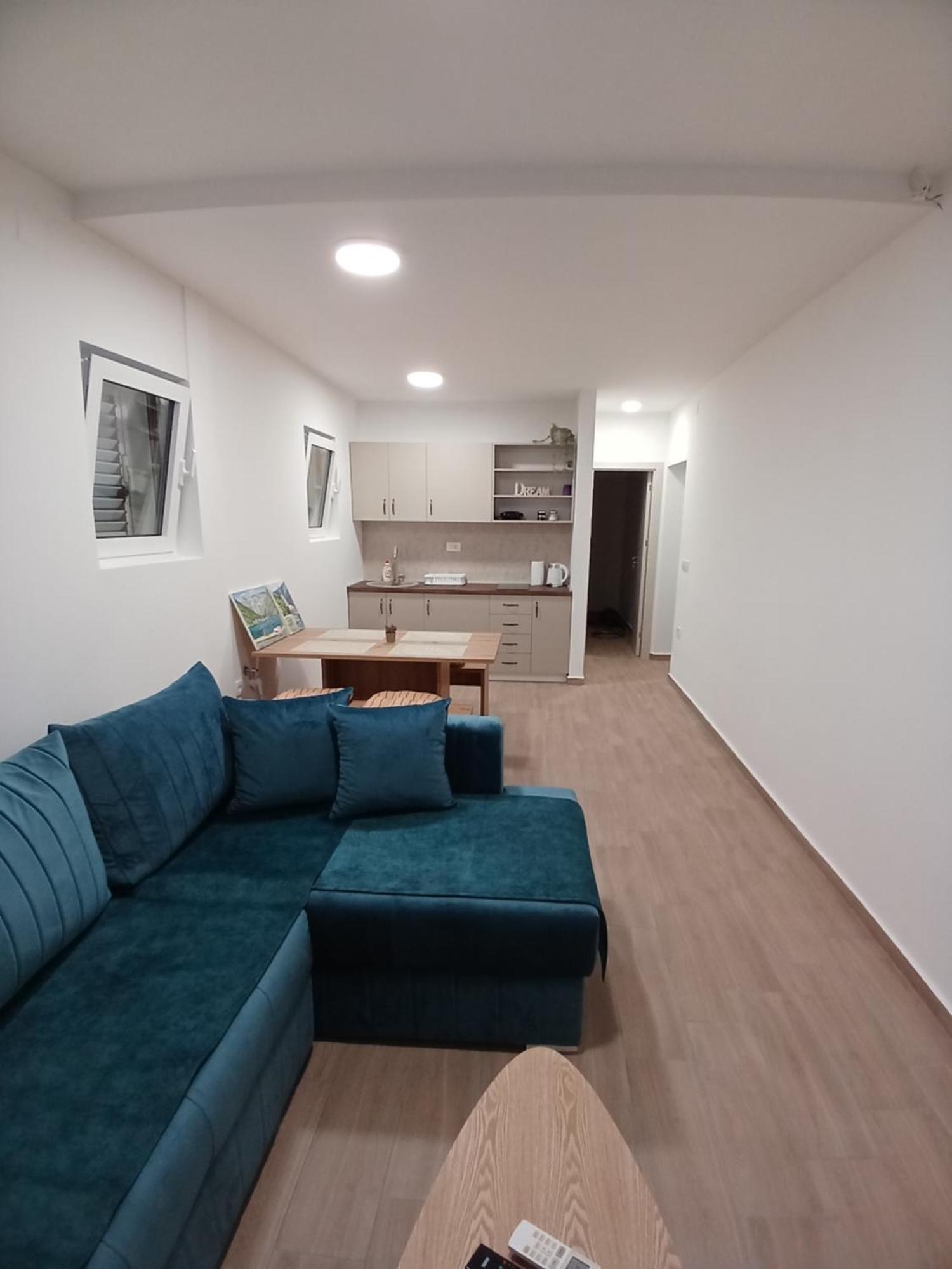 Apartments Tiha Noc Котор Екстериор снимка