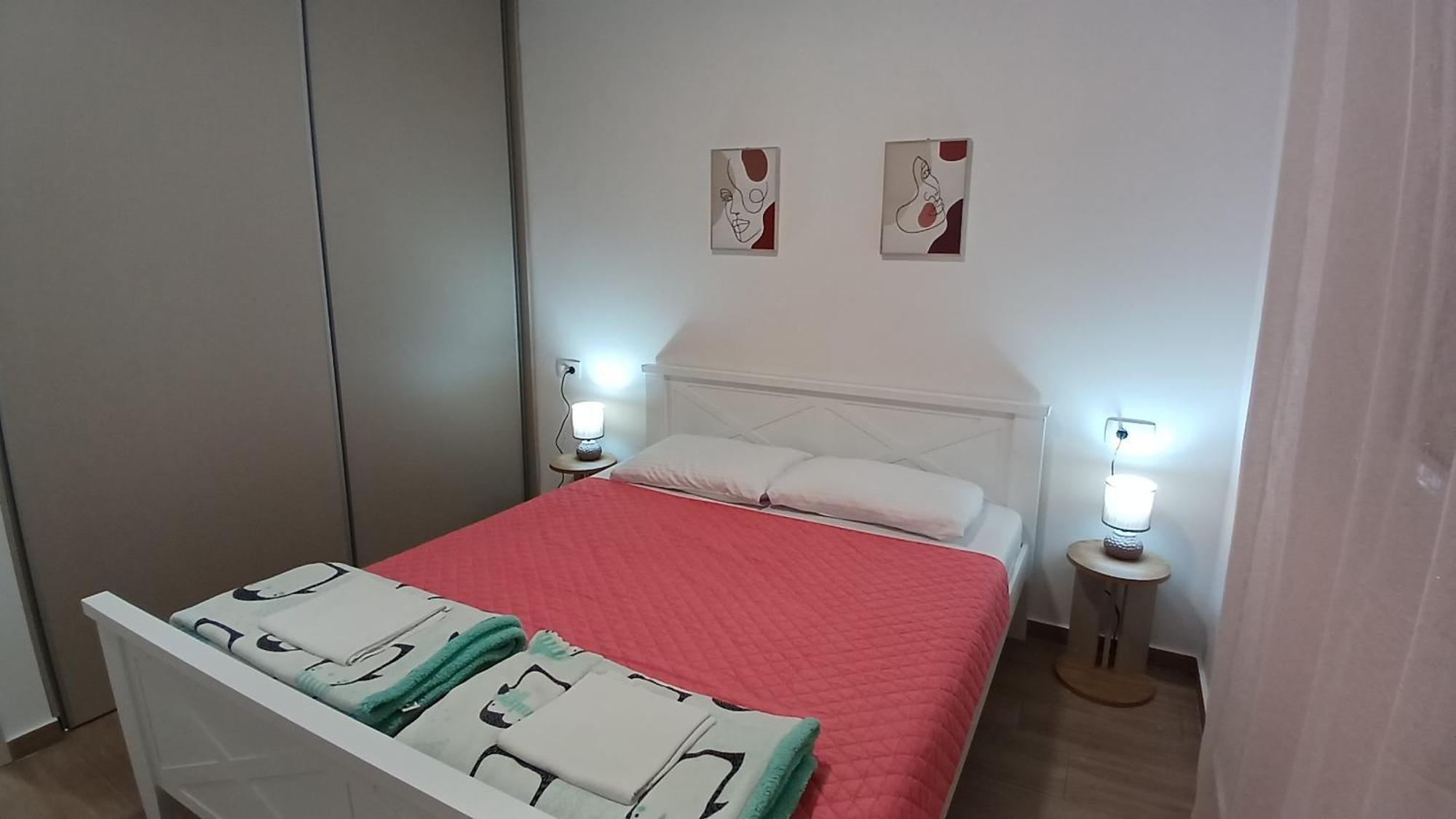 Apartments Tiha Noc Котор Екстериор снимка