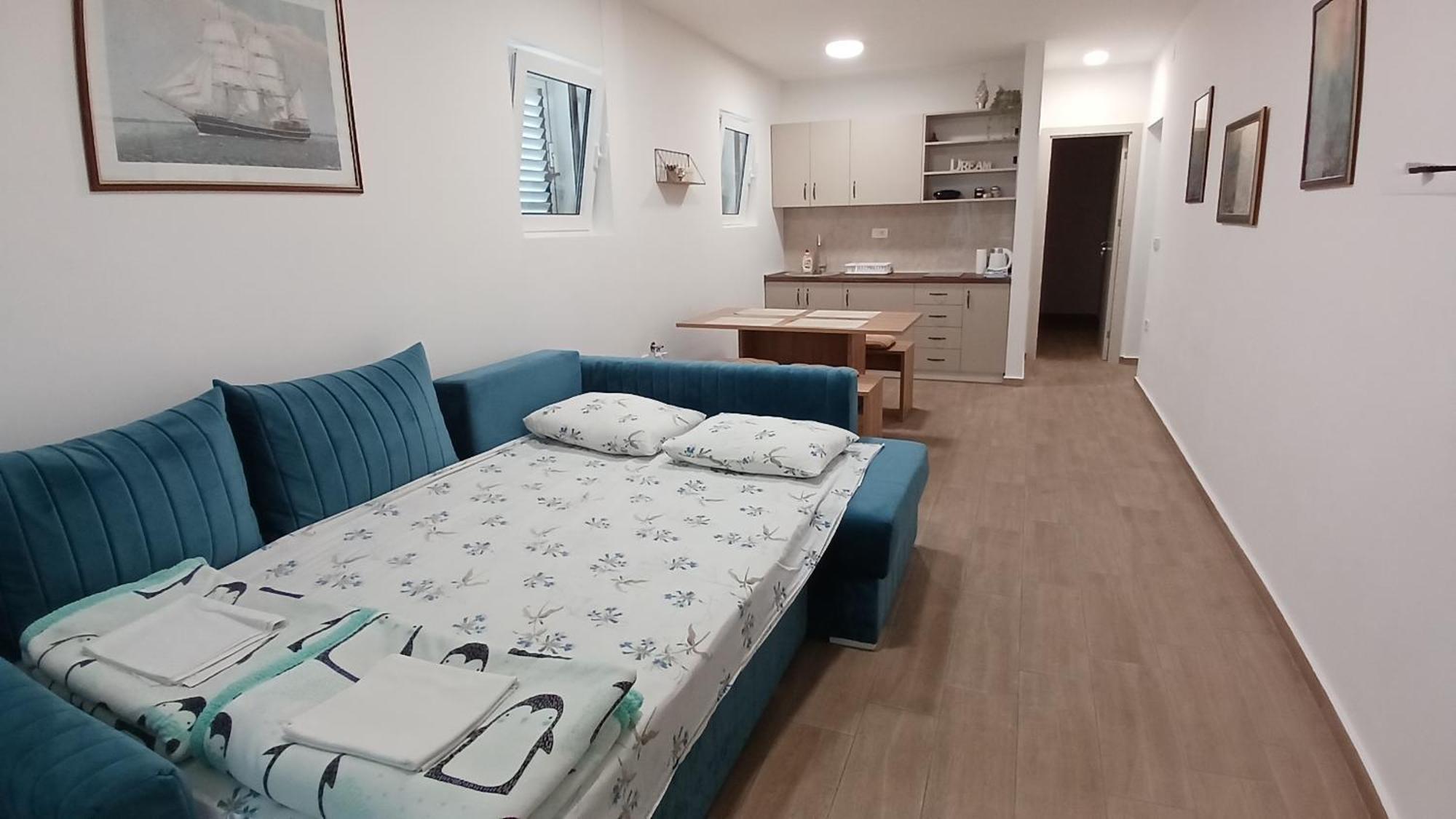Apartments Tiha Noc Котор Екстериор снимка